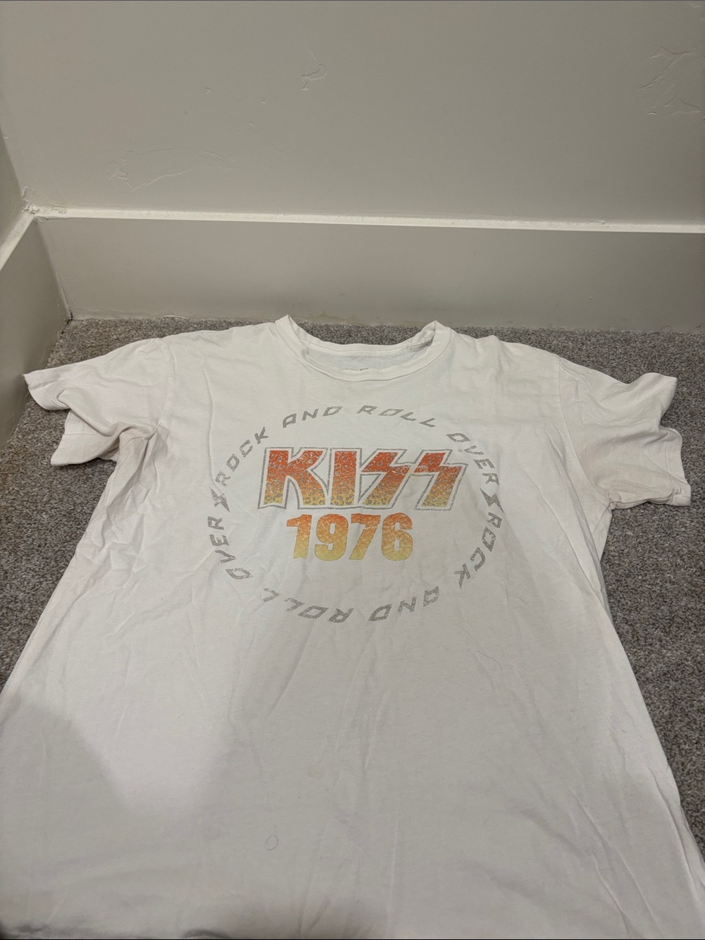 Kiss White Graphic Tee with Orange-Yellow Logo